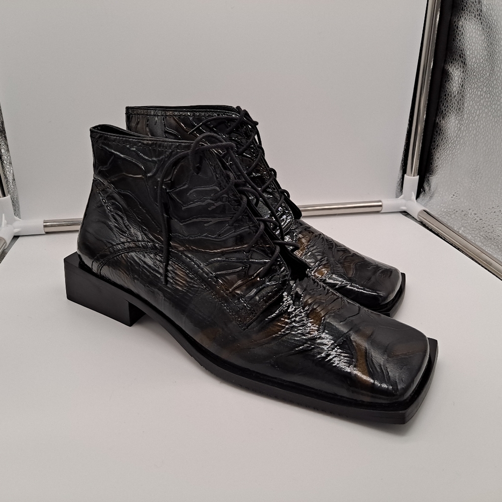 Museum quality Mirabelle black and brown patent leather square Toe shoes, 37 6.5